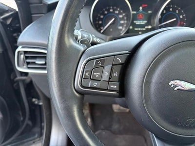 2017 Jaguar F-PACE 35t Prestige