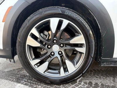 2019 Buick Regal TourX Essence