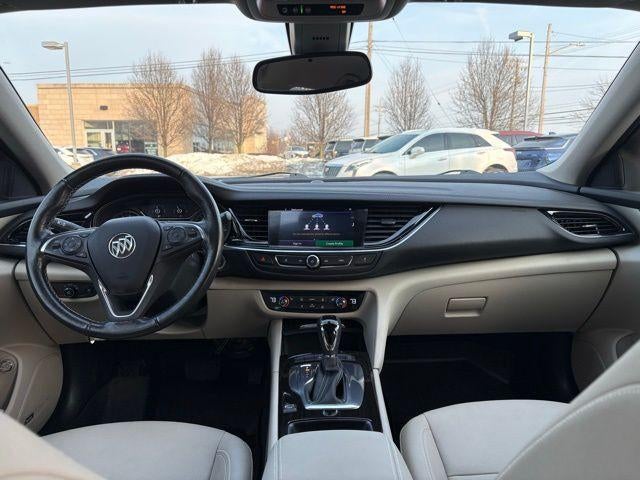2019 Buick Regal TourX Essence