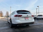 2019 Buick Regal TourX Essence