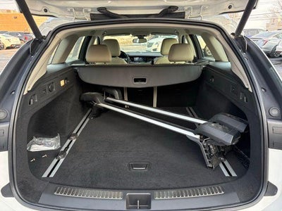 2019 Buick Regal TourX Essence