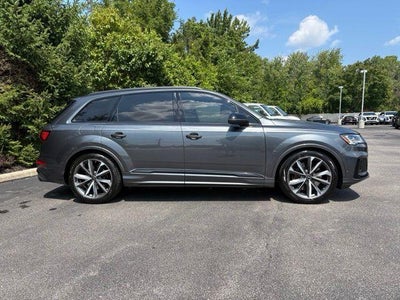 2024 Audi SQ7 Prestige