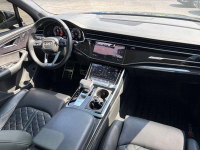 2024 Audi SQ7 Prestige